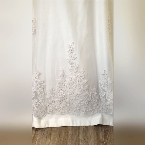 Anjolique Gorgeous White Boutique Gown Dress w/ Long Train - Picture 8 of 16